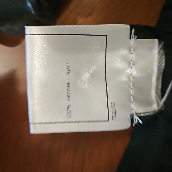 Channel Top - Picture 7 of 10